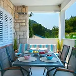 Apartment Urlic
