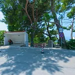 Urlic Appartement *