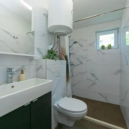 Apartment Urlic